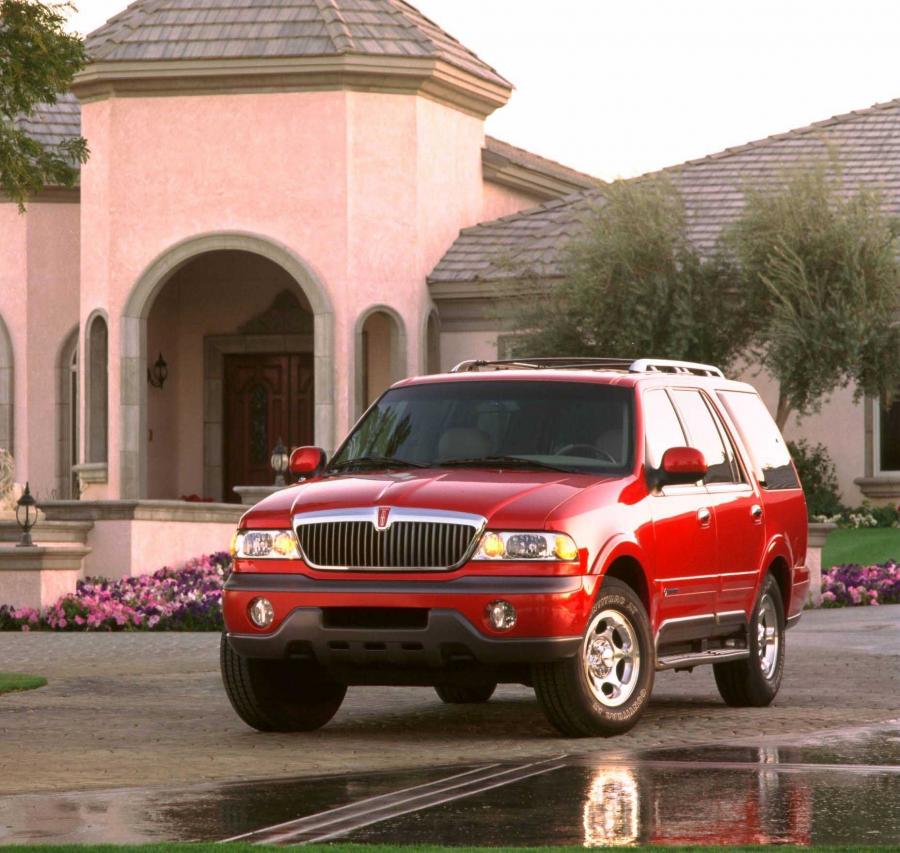  Lincoln Navigator 1998 года  (фото 2 из 72)